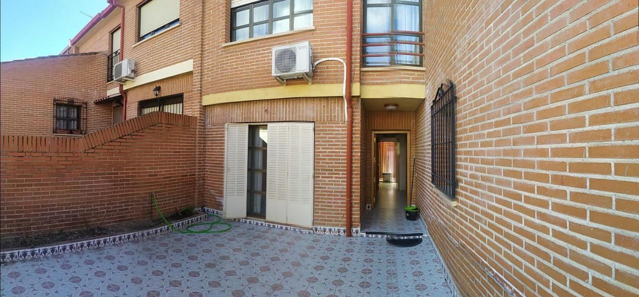 Habitacion Privada Familiar トレド エクステリア 写真